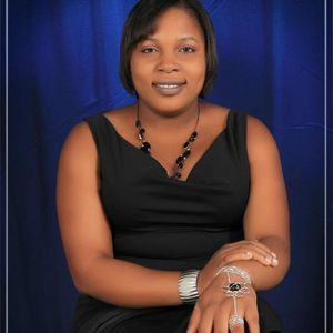 Meet your Posher, Elcie